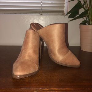Tan heeled mules